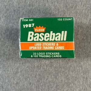 1987 Fleer Baseball Update Factory Sealed Set with Logo Stickers (132 Count)